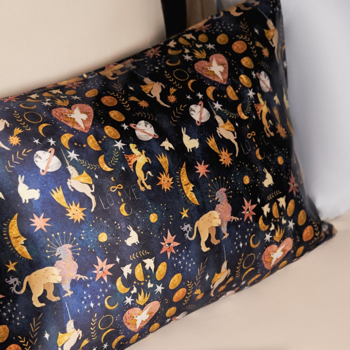 ШЕЛКОВАЯ НАВОЛОЧКА 50Х70 ЗВЕЗДНОЕ НЕБО_7