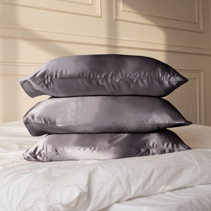 ШЕЛКОВАЯ НАВОЛОЧКА 50Х70 ГРАФИТ_2 (1)