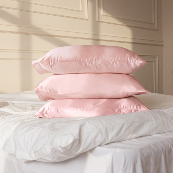 ШЕЛКОВАЯ НАВОЛОЧКА 50Х70 РОЗОВАЯ ПУДРА 6