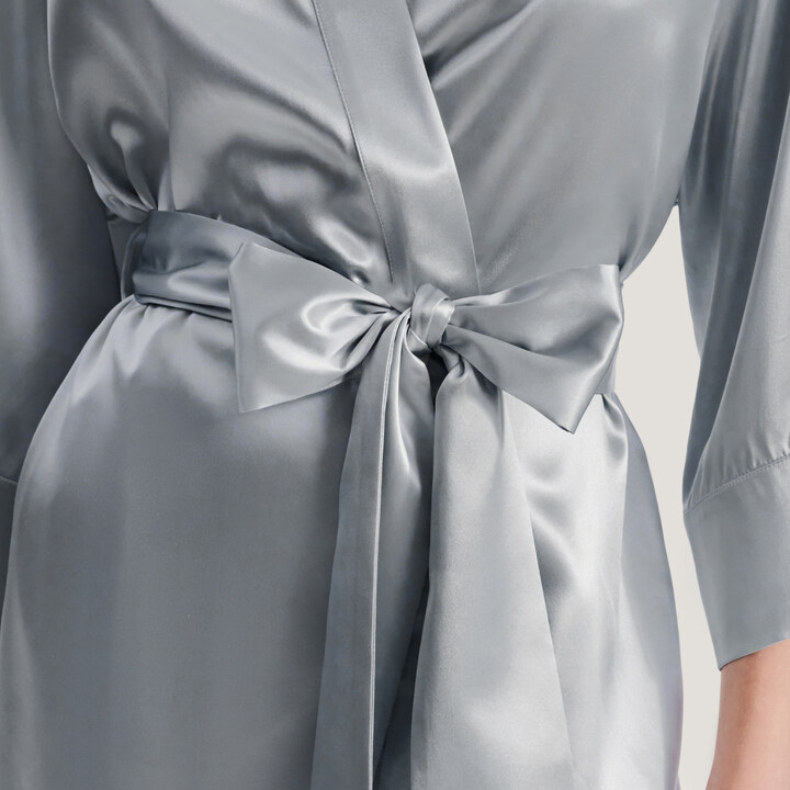 Шёлковый халат-кимоно короткий