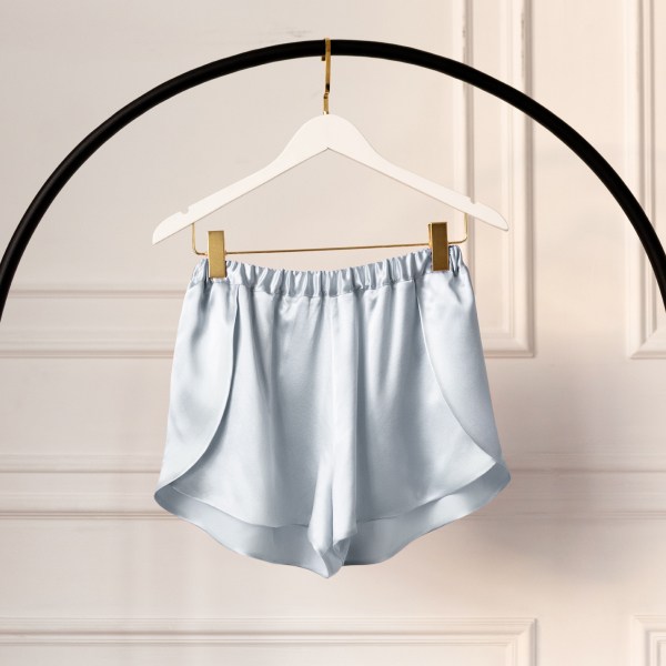 Шорты шелковые голубые 6