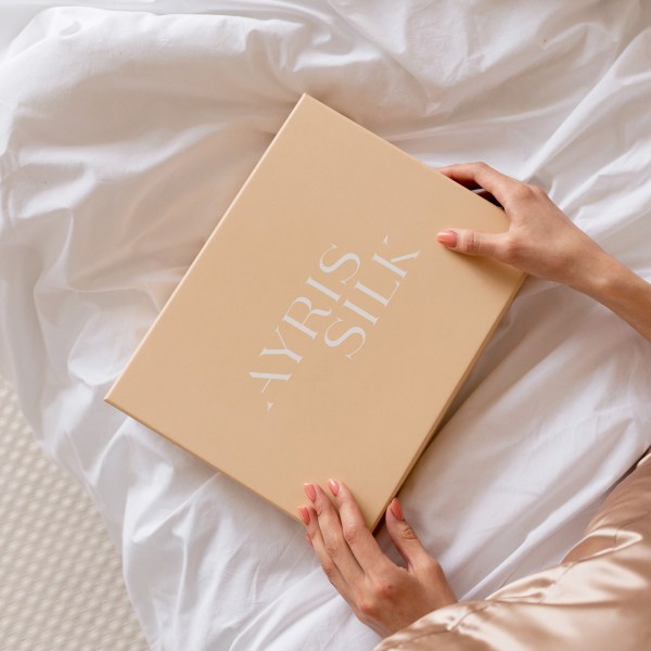 Шорты шелковые бежевые 7